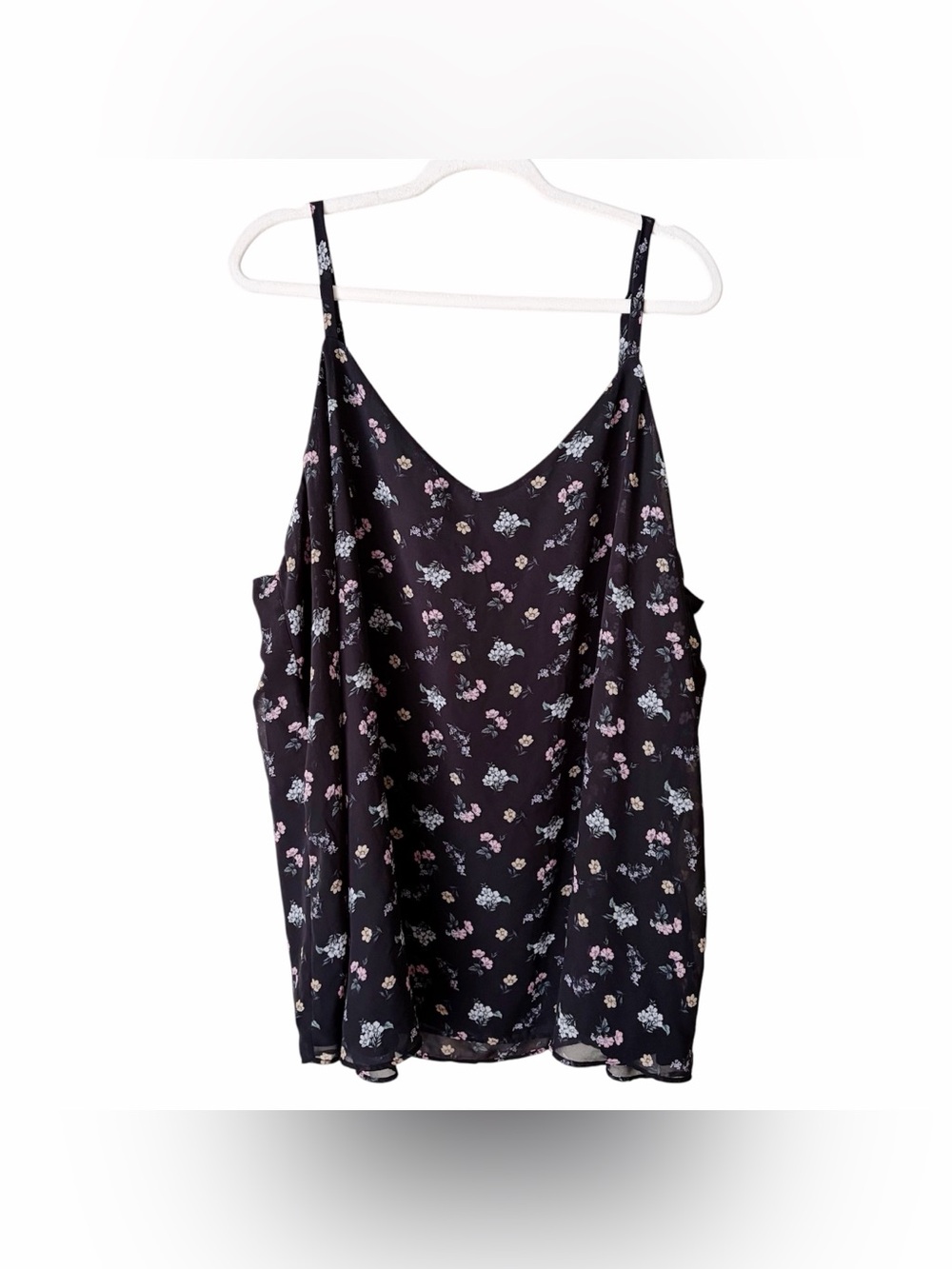 Torrid | Sophie Floral Tank Top V-neck Black Pink Blue Plus 4X